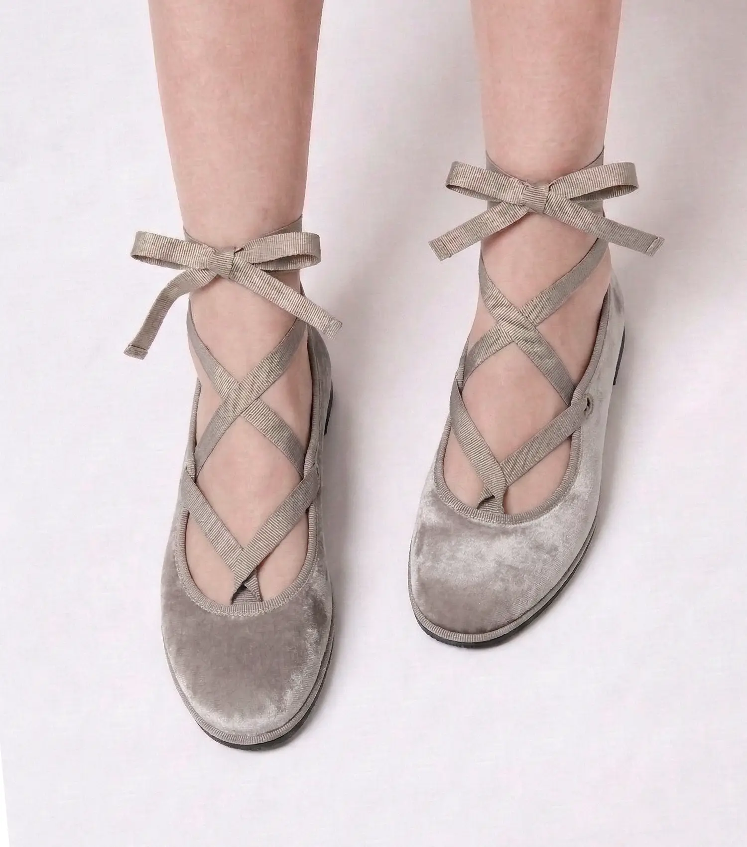 DEGAS – Friulana in velluto di seta con lacci alla caviglia