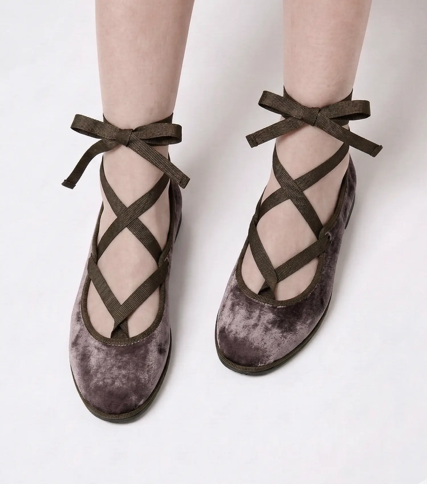 DEGAS – Friulana in velluto di seta con lacci alla caviglia