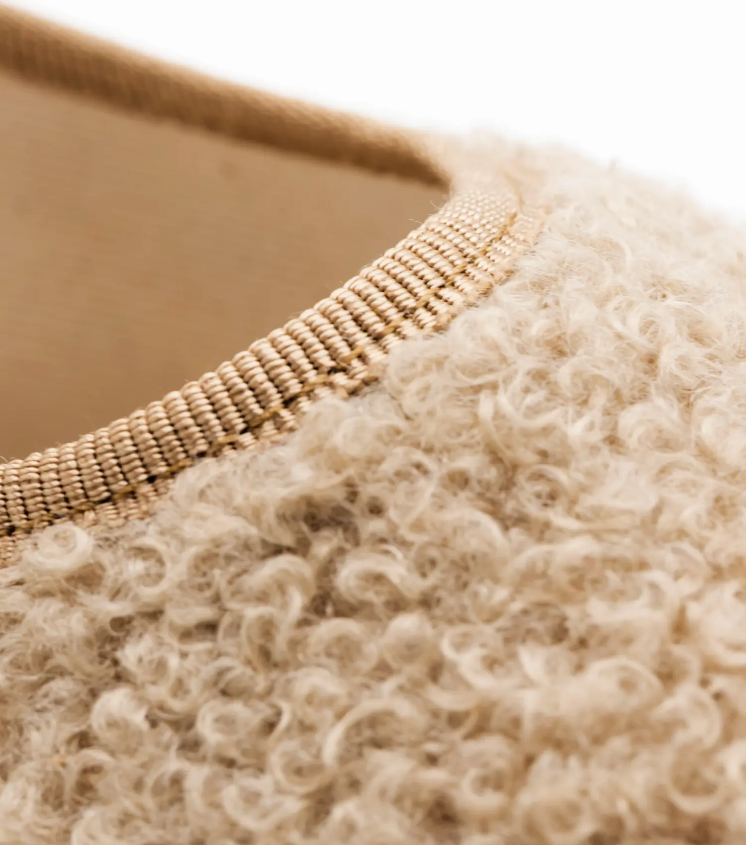 TEDDY BEBÈ – Friulana con laccetto in eco pelliccia teddy